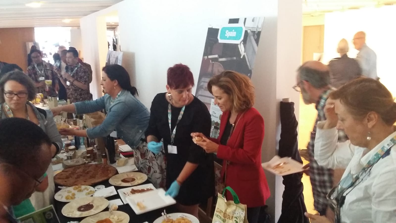 Degustación de productos de la marca RERB en el CIC2019